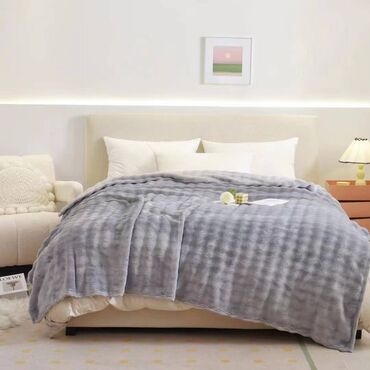 Ćebad i pokrivači: Cebe - prekrivac Toplo premekano, prelepo 160x200- 2600din 230x200- — 7