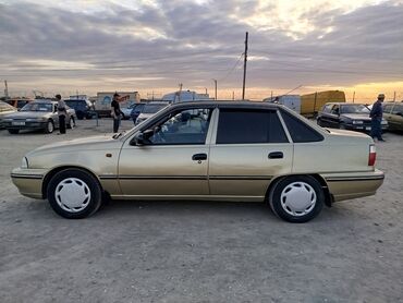 купить машину хендай солярис: Daewoo Nexia: 2007 г., 1.5 л, Механика, Бензин, Седан
