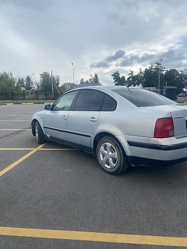 авто дом: Volkswagen Passat: 1997 г., 1.6 л, Механика, Седан — 4