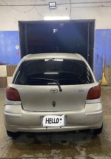 e klass: Toyota Vitz: 2002 г., 1.3 л, Автомат, Бензин, Хэтчбэк — 3