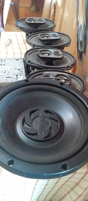 Dinamiklər və kolonkalar: İşlənmiş Pioneer Kolonka, Növ - Akustik, rəng - Qara -da lalafo.az — 19 Dinamiklər və kolonkalar: İşlənmiş Pioneer Kolonka, Növ - Akustik, rəng - Qara — 19