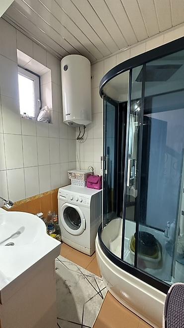 Продажа коттеджей и домов: 📍 Продается 2 х эт дом Город: Бишкек (район Молодая Гвардия) • 🏠 — 13