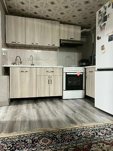 Продажа коттеджей и домов: Продаётся дом Кок-Жар🏡Ул. Кулмурзаев 4.06 сот дом саманный, тёплый — 15