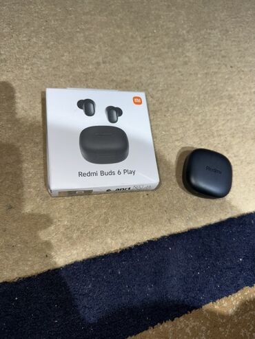 аккумулятор для наушников: Беспроводные наушники Redmi Buds 6 Play (mi) - Форм‑фактор