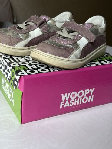 спортивные трусы: Детские кроссовки Woopy Fashion, выполненные в сиренево-серебристой