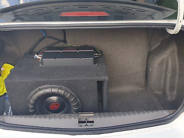 maqnitola az: Avtomobil üçün səs sistemi – subwoofer və gücləndirici komplekti - — 1