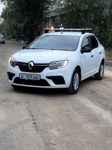Renault: Renault Logan: 2018 г., 1.6 л, Механика, Бензин, Седан