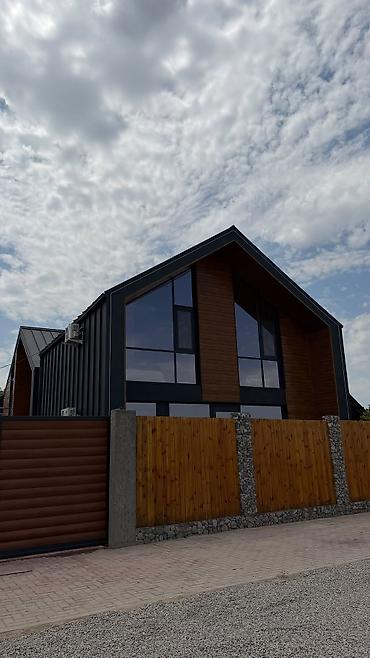 барачный дом: 🏡 Элитный двухэтажный Barn House посуточно ✨ Современный стиль • Уют — 1