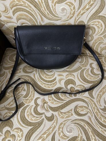 Çantalar: 10 azn — 21