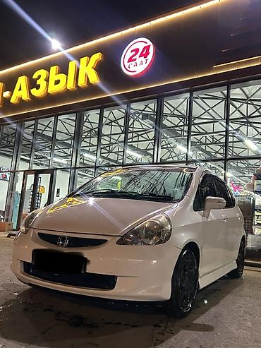 црв 3: Honda Fit: 2005 г., Автомат, Бензин, Хэтчбэк — 3