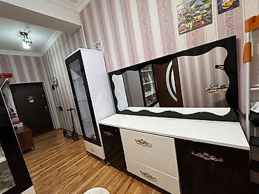 perla tv stend: Qara-ağ rəng sxemində qonaq otağı dəsti - Tərkibi: - Geniş komod — 2