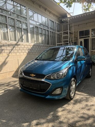 мерседес гигант 814: Chevrolet Spark: 2020 г., 1 л, Автомат, Бензин, Хэтчбэк
