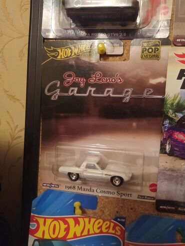 tetris oyuncaq: Hot Wheels Premium – Jay Leno’s Garage seriyası Model: 1968 Mazda