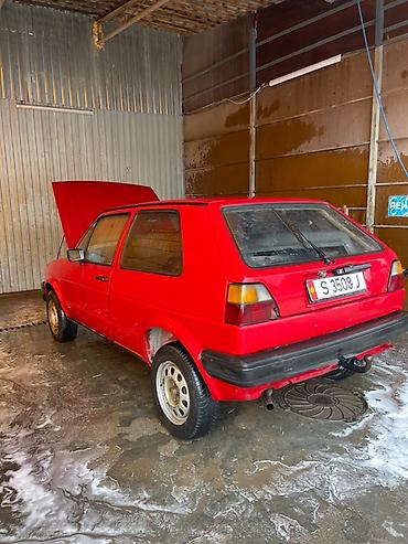 гольы 2: Volkswagen Golf: 1985 г., Хэтчбэк — 3