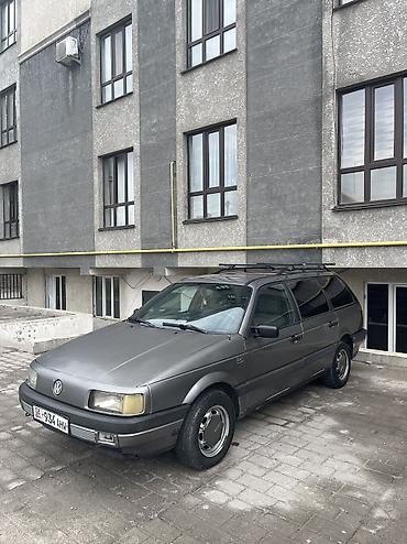 Volkswagen: Volkswagen Passat: 1988 г., 1.8 л, Механика, Газ, Универсал — 2