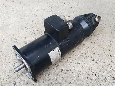 Elektromotori: Servo motor MAC 063 sa enkoderom i kocnicom, za CNC, step motor — 1