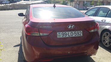 hunday sanata 2011: Hyundai Elantra: 1.8 л | 2013 г. Седан