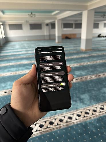 Apple iPhone: IPhone 11 Pro Max, Б/у, 64 ГБ, Matte Midnight Green, Чехол, 80 % — 8