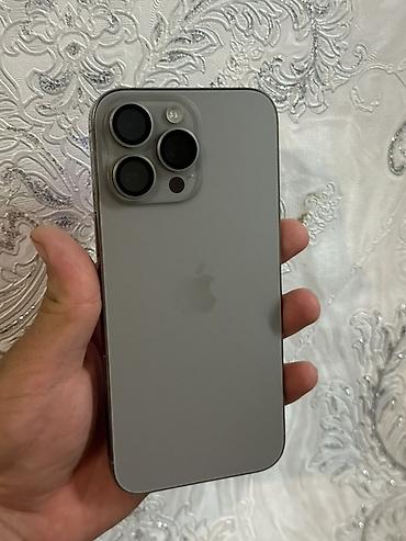 IPhone 16pro Max (титановый цвет) - Корпус: матовое стекло и