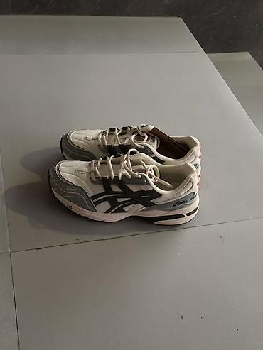 nike dunk: Мужские кроссовки, 42, Asics, Новый, цвет - Бежевый, Самовывоз — 1