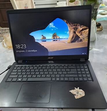 ультрабук acer: Ноутбук, Acer, 8 ГБ ОЭТ, Intel Core i5, 15.6 ", Колдонулган, Татаал эмес тапшырмалар үчүн, эс тутум HDD