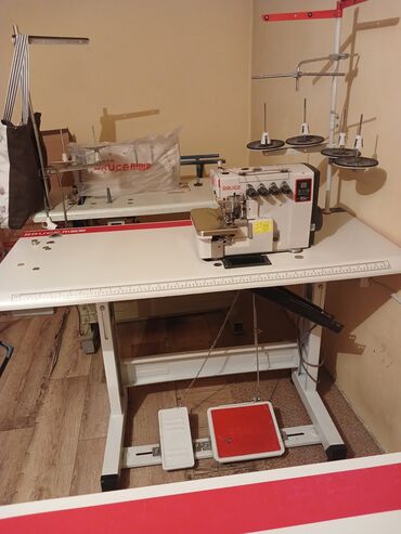 линейный нож швейный: Тигүүчү машина Үй-бүлөлүк, Автомат