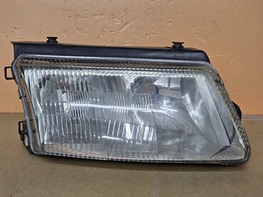 Передние фары: Передняя правая фара Volkswagen 1998 г., Б/у, Оригинал — 2