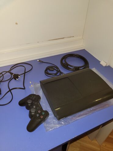 playstation 3 ucuz qiymete: Əla vəziyyətdə plastation-3 satilir. satıs səbəbim plastation-4