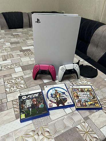 PlayStation 5 (версия с разъёмом для дисков). Комплект: - Консоль PS5