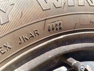 Gume i felne: Celicne felne sa gumama Opel 14 raspon rupa 4X100mm, centralna rupa — 4