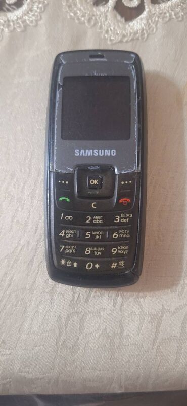 retro ev telefonu: Samsung C140, rəng - Qara, Düyməli