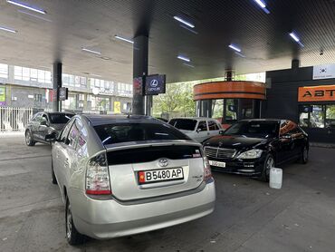 вентилятор на мерс: Toyota Prius: 2005 г., 1.5 л, Автомат, Гибрид, Хэтчбэк