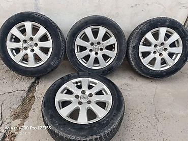 4x114 3: Комплект из 4 колес Toyota на легкосплавных дисках с зимними — 4