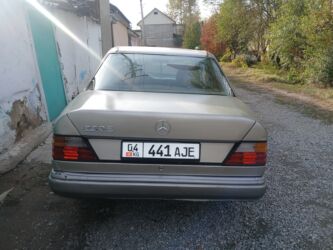 эшиктер бишкек: Mercedes-Benz W123: 1990 г., 2.3 л, Механика, Бензин, Седан