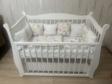 Детские односпальные кровати: Детская кроватка фирменная покупали в магазине с комплектом текстиля и — 1