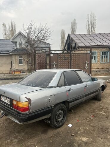 Audi: Audi 100: 1985 г., Механика, Седан — 5