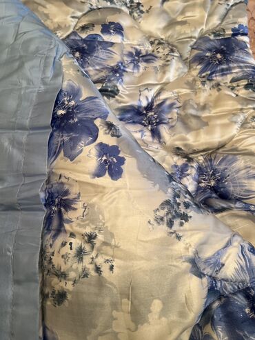 Yorğanlar, adyallar: İşlənmiş Böyüklər üçün İki nəfərlik Qış üçün Yorğan, Ünvandan götürmə — 11