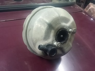 Auto delovi: Servo kočnica lada 2107 riva,2104 karavan,2105,2121 nive starijei — 1