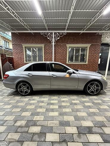 Mercedes-Benz: Mercedes-Benz E-Class: 2010 г., 3.5 л, Автомат, Бензин, Седан — 6