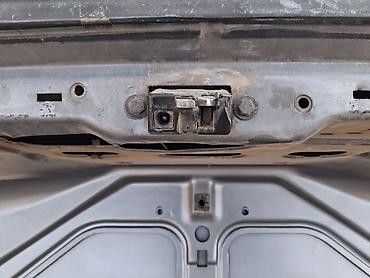 Другие автозапчасти: Продаю запчасти на бмв е34 Блок 2.5 заряженный Генератор Крышка — 11