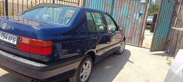 самые дешёвые авто: Volkswagen Jetta: 1994 г., 1.8 л, Автоматические, Бензин, Седан