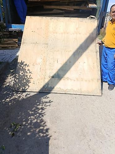 Taxta plitələr: Taxta və faner panellər Məhsul təsviri: - Ölçü: təxmini iri format — 2