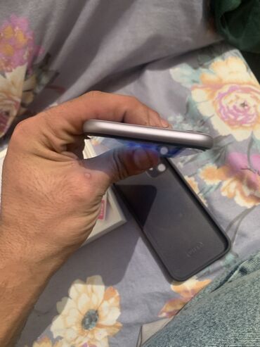 Apple iPhone: IPhone 11, Face ID — 3