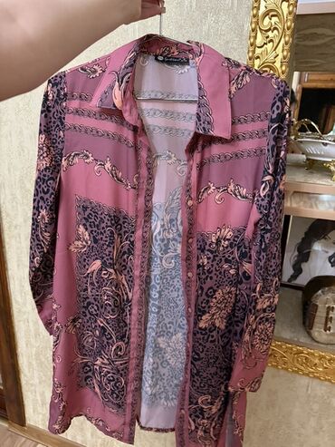 Köynək və bluzalar: Qadın köynəyi – düyməli - Ölçü: 36 (etiketdə “6m 36 razmer” qeyd — 3