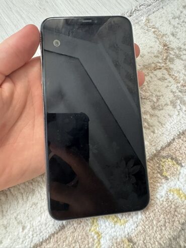 часы с калькулятором: IPhone 11 Pro Max, Б/у, 64 ГБ, Белый, 73 %