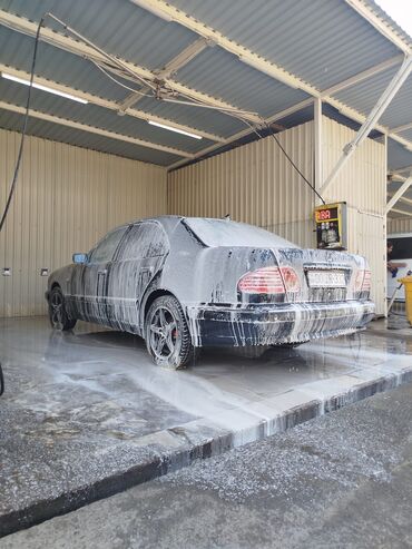 Mercedes-Benz: Mercedes-Benz E 280: 2.8 l | 1998 il Sedan — 7