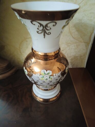 Vazalar: Bir vaza — 7