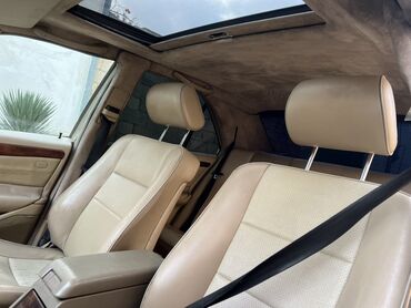 Mercedes-Benz: Mercedes-Benz C-Class: 2.3 l | 1998 il Sedan — 10