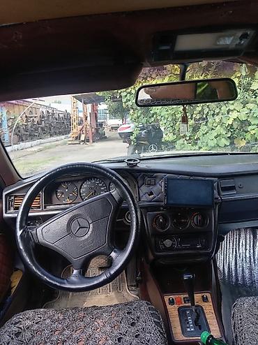 avtomobillərin satisi: Mercedes-Benz 190: 2 l | 1989 il Sedan — 6