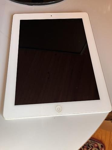 apple ipad a16: Apple iPad planşet - Model: iPad (ağ ön panel, gümüş arxa korpus) - — 1